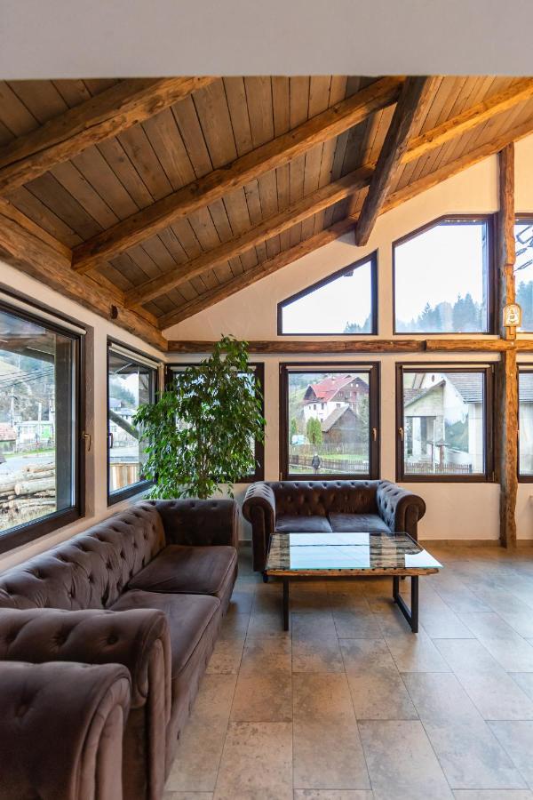 Ranger Chalet Moeciu De Sus Exterior foto